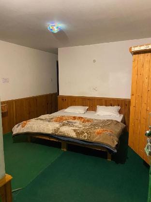 Rockway hostel Vacation rental in Manali