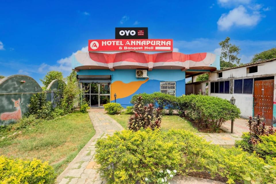 OYO Annapurna Restaurant & Hotel Hotel in India