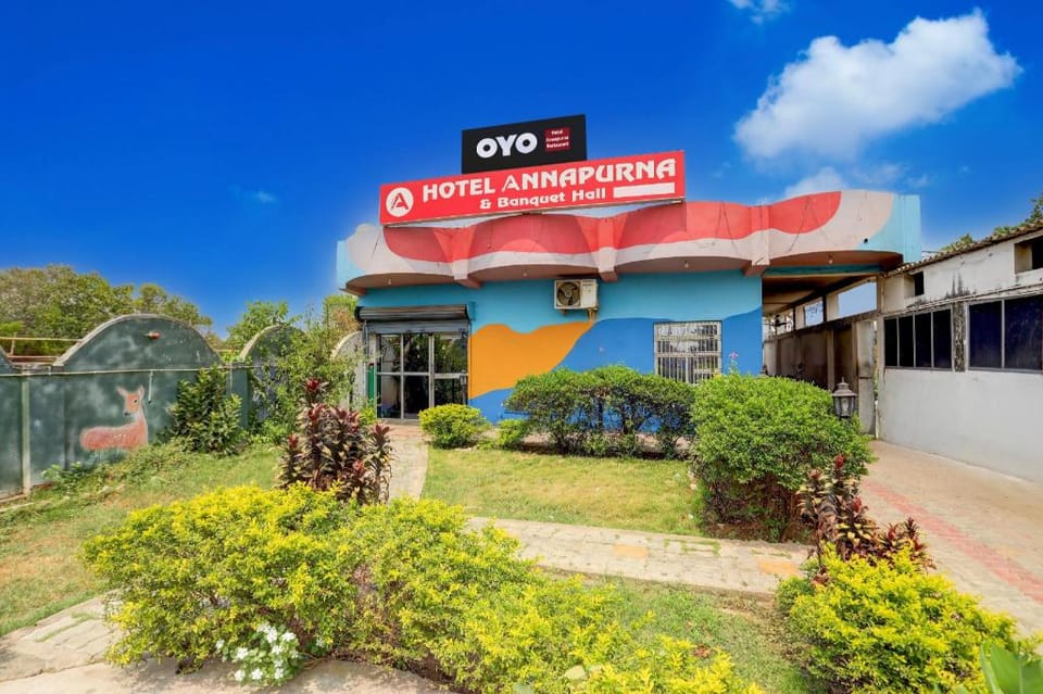 OYO Annapurna Restaurant & Hotel Hotel in India