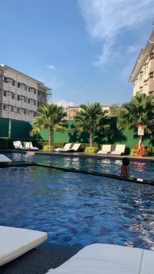 Cheers Residence Cossette Maclid Cribs Apartment in Region of Manila
