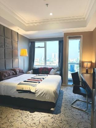 Modern, Expat-Friendly Menteng Park Suite Vacation rental in Jakarta