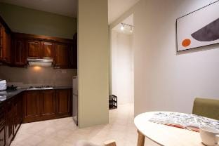 1BR Serviced Apt. Saigon City Center next to Park Vacation rental in Ho Chi Minh City