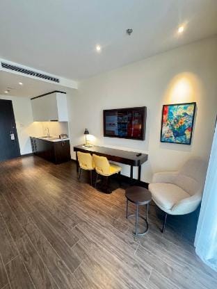Khánh Phong Apartment Sapphire Premier Vacation rental in Laos