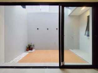 Breezyhouse 3+1 BR @Myza dekat ICE BSD & Eastvara Vacation rental in West Java