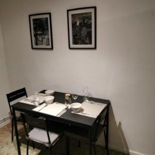 Favorite Hangout Apartment in Saint-Denis, France