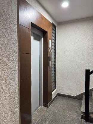 Divine India Service Apartment , J -267, Studio Apartment in New Delhi