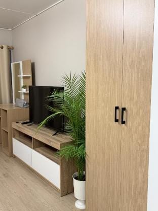 Next Station Impact Arena เมืองทองธานี C1-WIFI Apartment in Bangkok