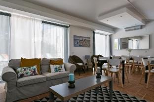 Pé na Areia - Guest House - Quarto 8 Vacation rental in Faro District