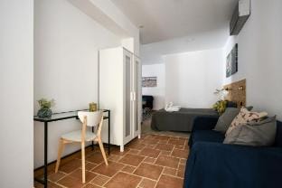 Pé na Areia - Guest House - Estúdio Vacation rental in Faro District