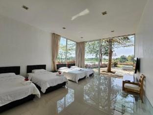 Riverlens poolvilla Villa in Thailand