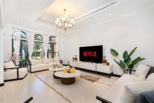 The Palm Luxury  Villa  | Pool & Beach Access Villa in Dubai