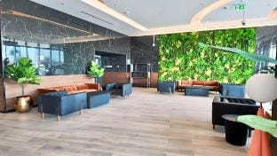 Cozy 3BR | City View l King size Bed Vacation rental in Dubai