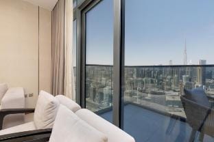 Luxe Living 3BR | Full Burj View l King size Bed Vacation rental in Dubai