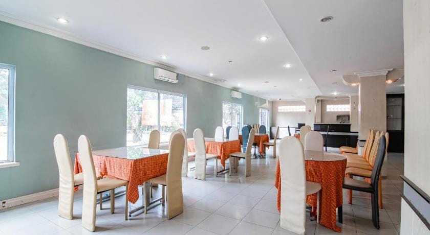 Hotel De Town 6 Hour Stay Hotel in West Sumatra, Indonesia