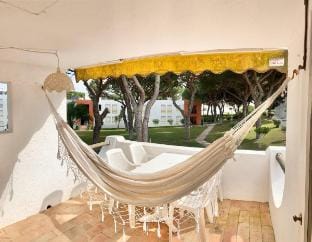 Holiday apartment near Falésia Beach, Albufeira Vacation rental in Olhos de Água