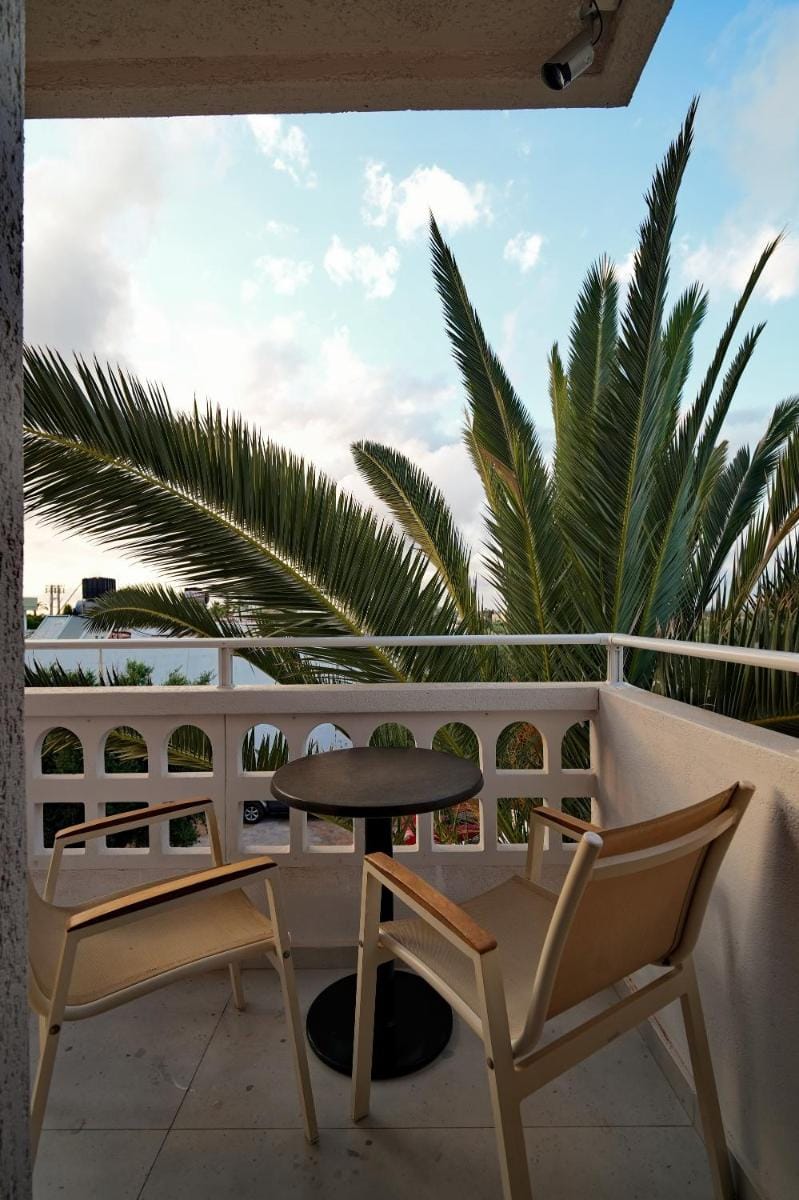 PEARL BOUTIQUE Hotel BEACH ROAD MALIA Hotel in Malia, Crete