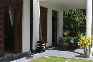 Mermaid Holiday Villa in Hikkaduwa