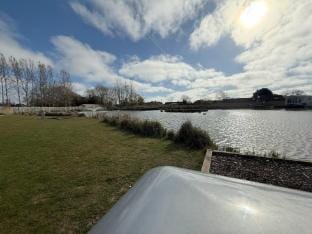Parkside Fishery Luxury tent in England