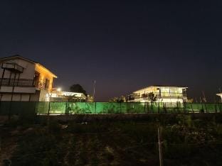 Beautiful Farmhouse for couples Vacation rental in Noida