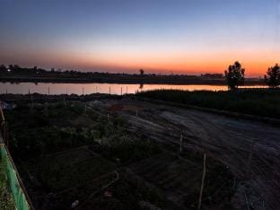 Beautiful Farmhouse River side Farm Stay in Noida