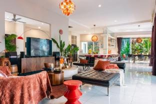 Skyline Serenity Villa 8R7B KL by Verano Villa in Federal Territory of Kuala Lumpur