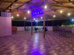 Navpuspa Farms Morbe  Villa in Maharashtra