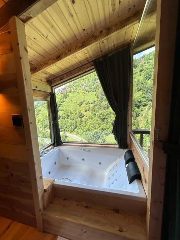 Morçi Suit Villa Hotel in Georgia