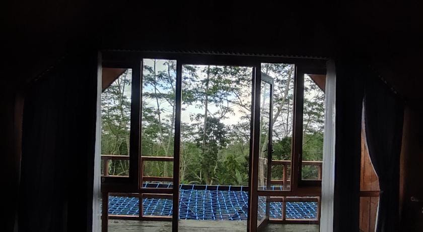 Wana Wooden House Bed and Breakfast in Bali