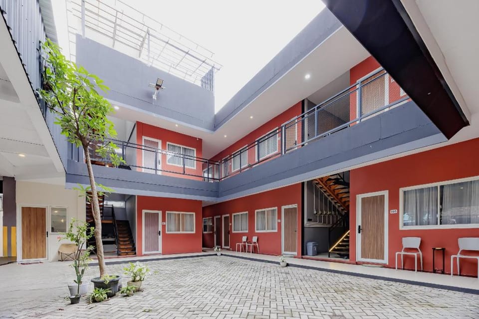The TAMU HOUSE Syariah Solo RedPartner Hotel in Special Region of Yogyakarta