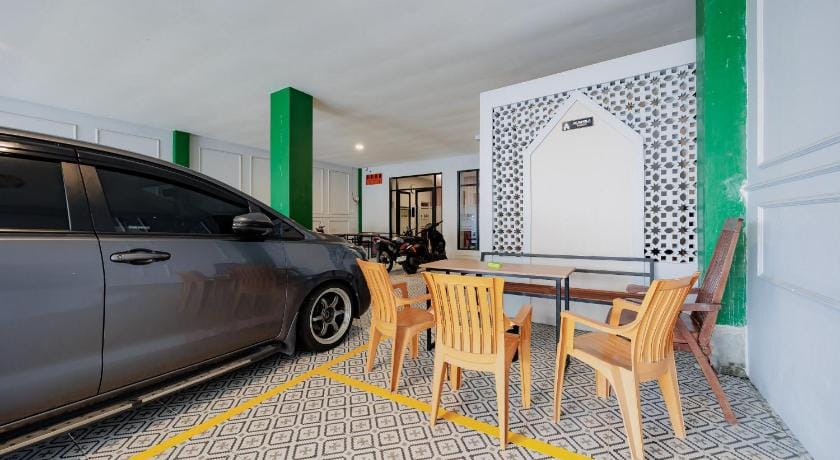 RedDoorz Syariah near UNIMUS 2 Semarang Hotel in Indonesia