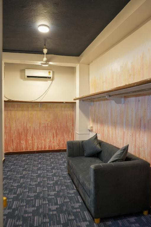 Thesocialhub Capsule hotel in Chennai