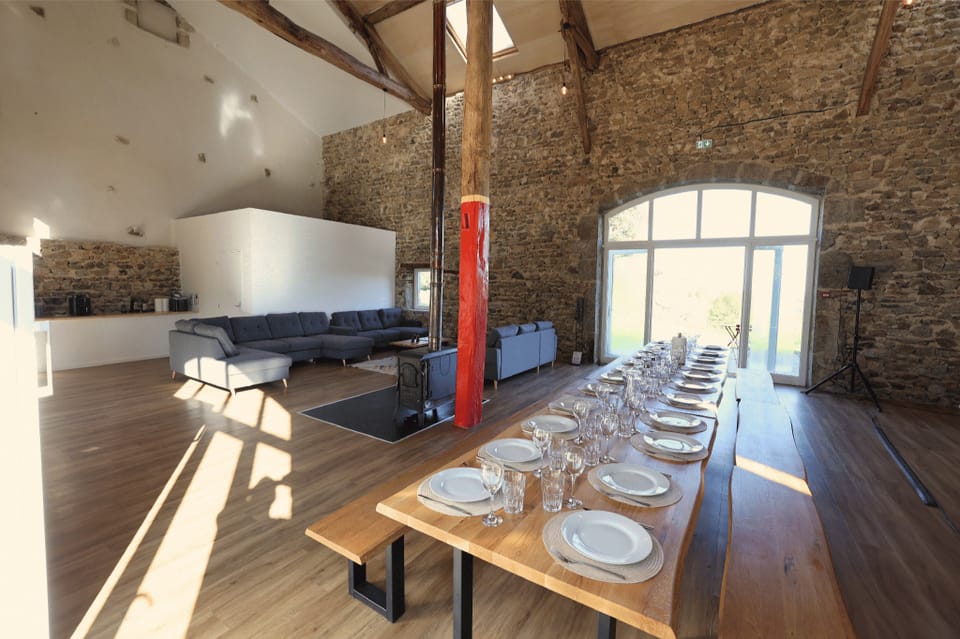 Domaine pour 30 personnes à coté de Lyon Apartment in Auvergne-Rhône-Alpes