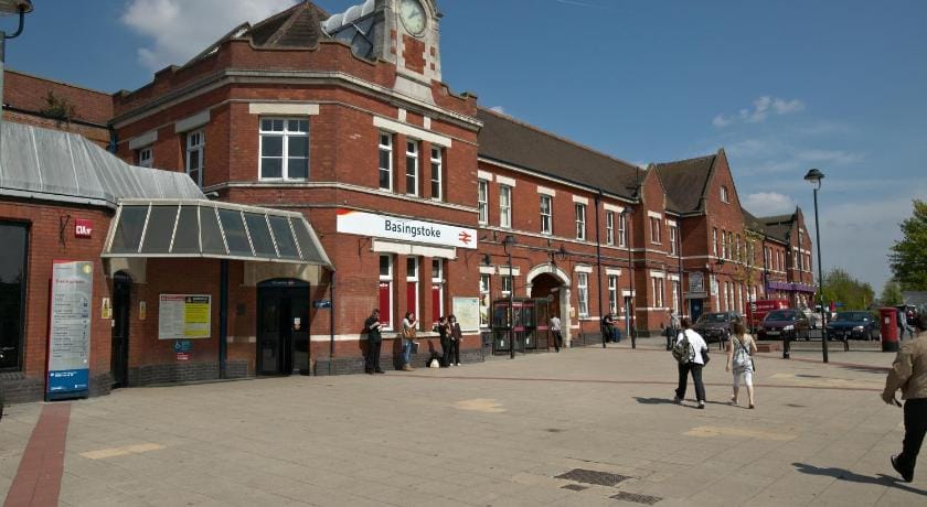 Skyline Plaza by Viridian Apartments, Basingstoke Hotel in Basingstoke