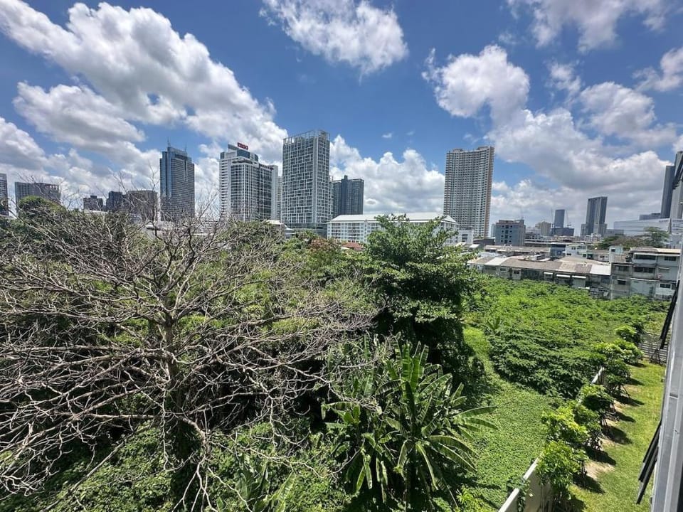 Chill Condo near Icon Siam Apartment in Bangkok