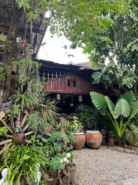 บ้านหอมสมุนไพรพิษณุโลก Resort in Laos
