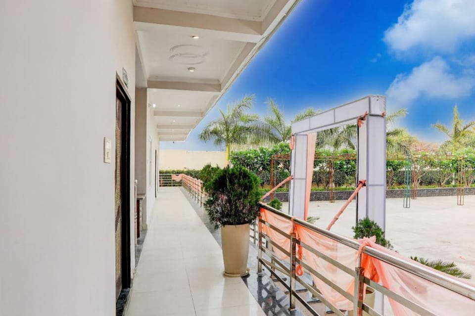 Hotel O Rituraj Greens Resort & Hotel Hotel in Uttar Pradesh