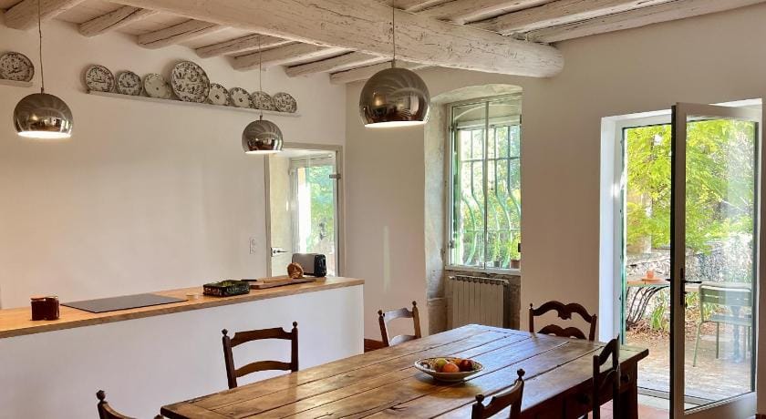 Mas de Monge Hotel in Tarascon