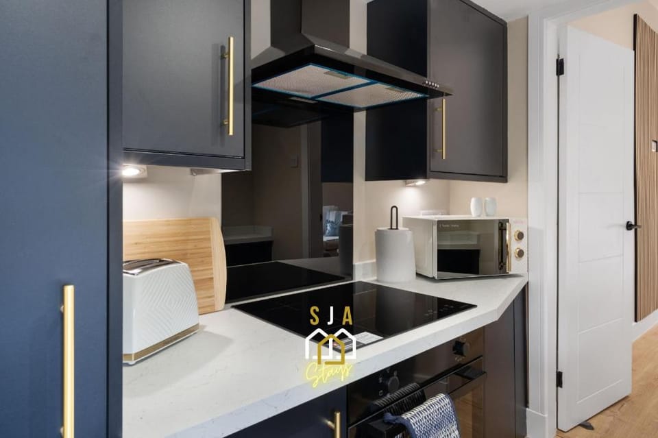 Church Street Residence - SJA Stays - 3 Bed Apartment Hotel in Aberdeen