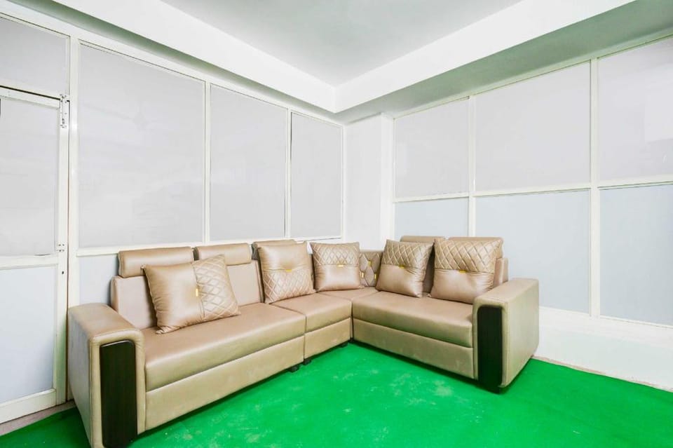 Collection O LB Nagar Metro Station Hotel in Hyderabad