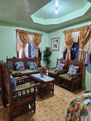 Hinatuan Staycation-LLAMAS HOMETEL Apartment in Caraga