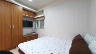 新店/地鐵/雙人套房(淡然)/大坪林捷運站/獨立衛浴/慈濟/公館/台大/裕隆城/景美夜市/考試院 Vacation rental in Taipei City