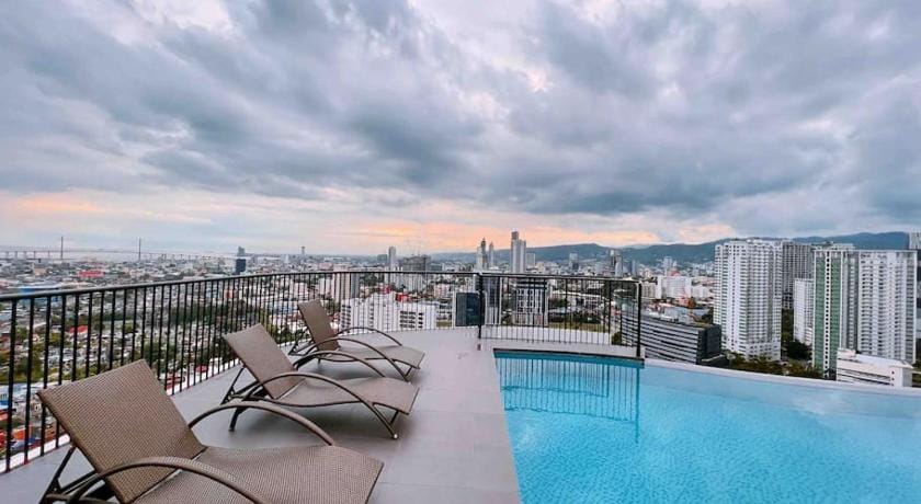 Calyx Residences Ayala Hotel in Lapu-Lapu City
