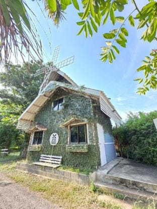 TURBINE RESORT AND CAFE Vacation rental in Bangkok