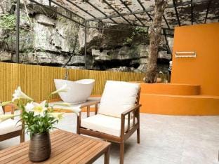 Cendana Trang An Retreat Vacation rental in Laos