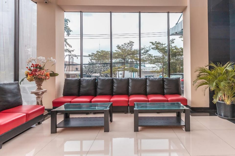 Dancenter Hotel Igloo Hotel in West Java