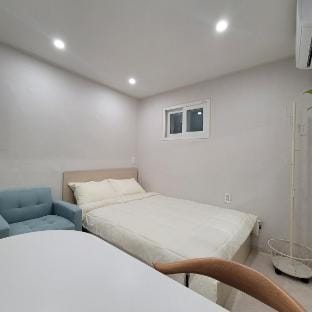 Raumstay 104 Marine Room Vacation rental in Seoul