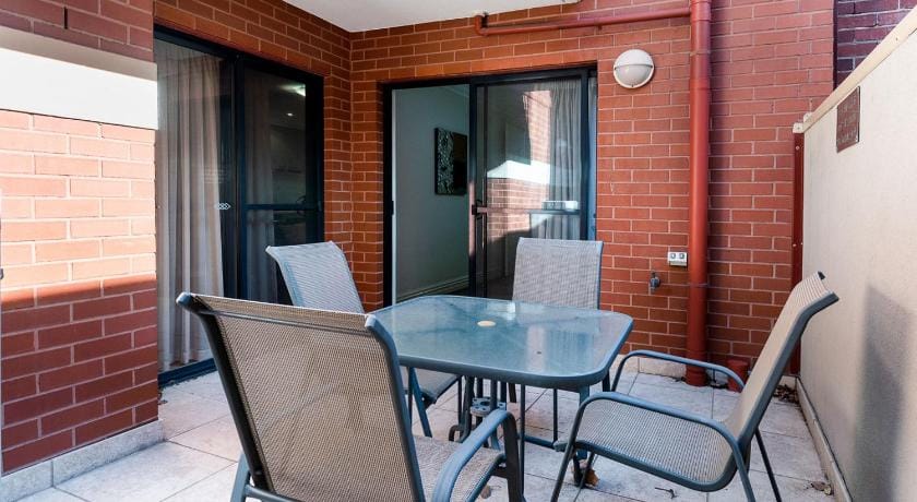 Fremantle Harbourside Apartments Hotel in Perth