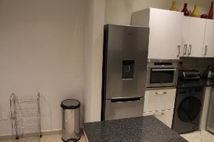 Luxury 2-bed Jade Executive Apartment in Sandton Vacation rental in Sandton