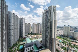 Nice, Luxury for Apartments in Vinhome Tan Cang BT Apartment in Ho Chi Minh City