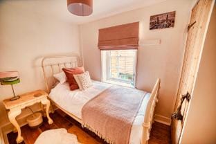 Cozy old Cottage nr sea now booking Autumn/Winter Vacation rental in Eastbourne